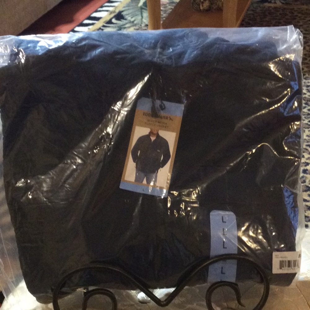 NWT Eddie Bauer Mens Mixed media fleece jacket